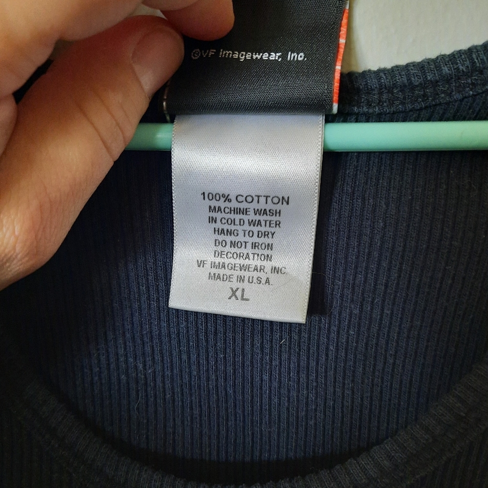 HD Tanktop - Picture 3 of 6